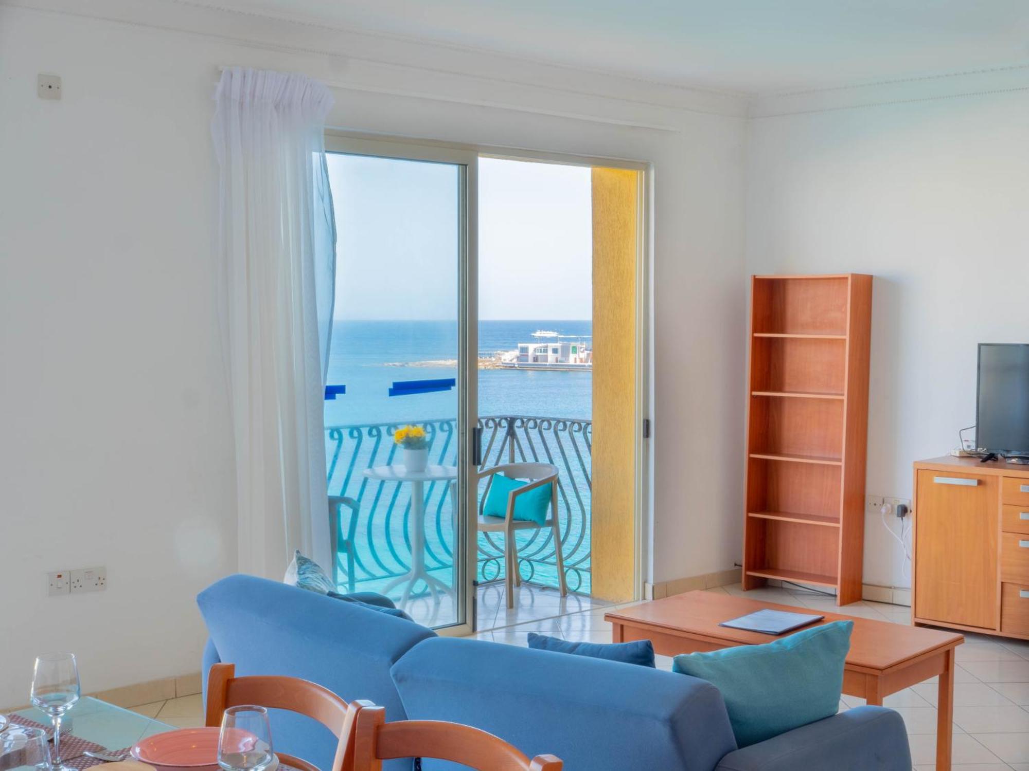 Morina Court - Seaview Apartments And Penthouse In St Julians By Shortletsmalta Saint Julian's Ngoại thất bức ảnh