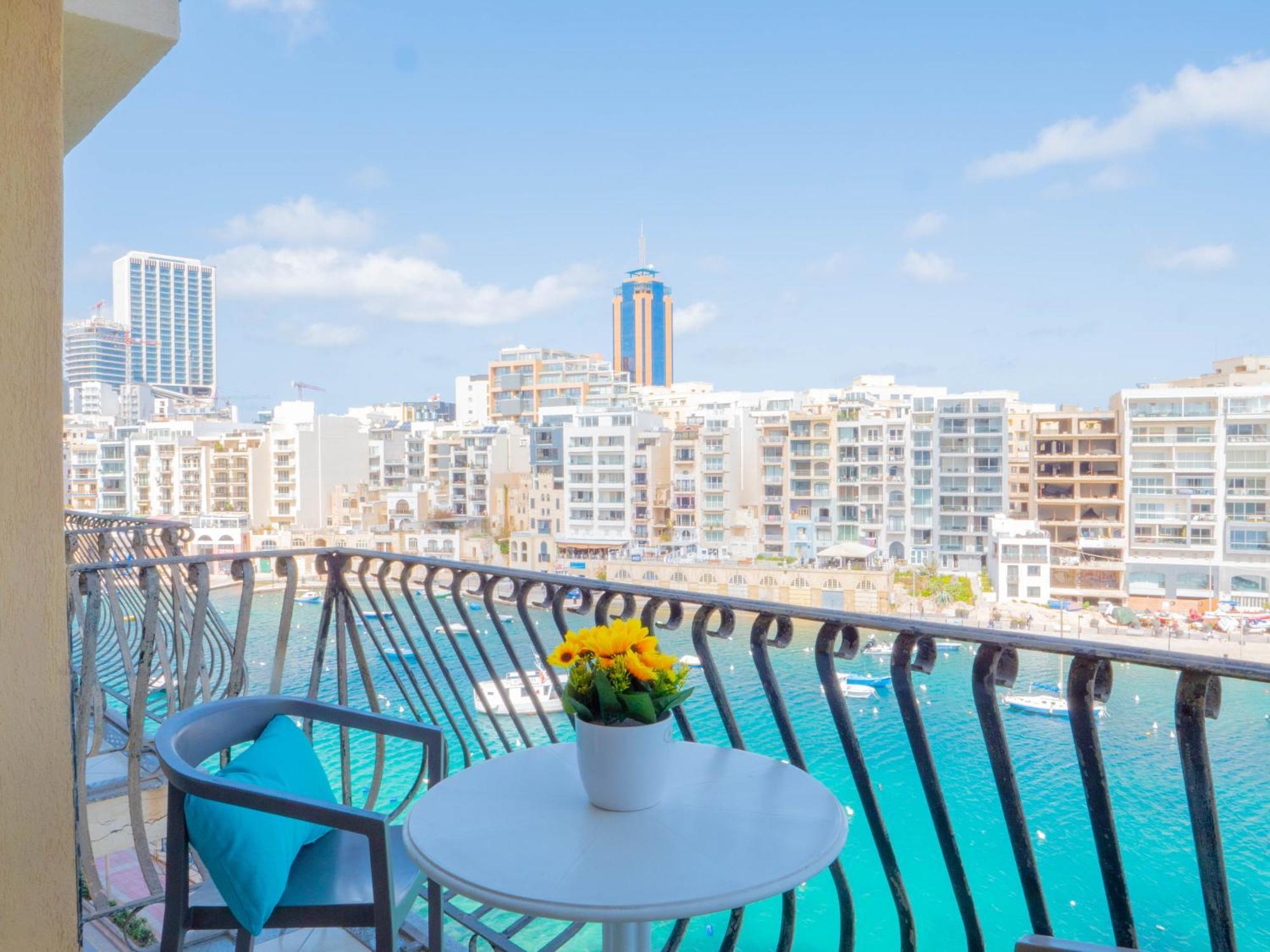 Morina Court - Seaview Apartments And Penthouse In St Julians By Shortletsmalta Saint Julian's Ngoại thất bức ảnh