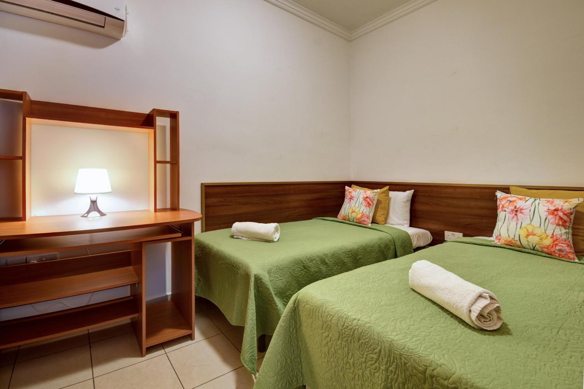 Morina Court - Seaview Apartments And Penthouse In St Julians By Shortletsmalta Saint Julian's Ngoại thất bức ảnh