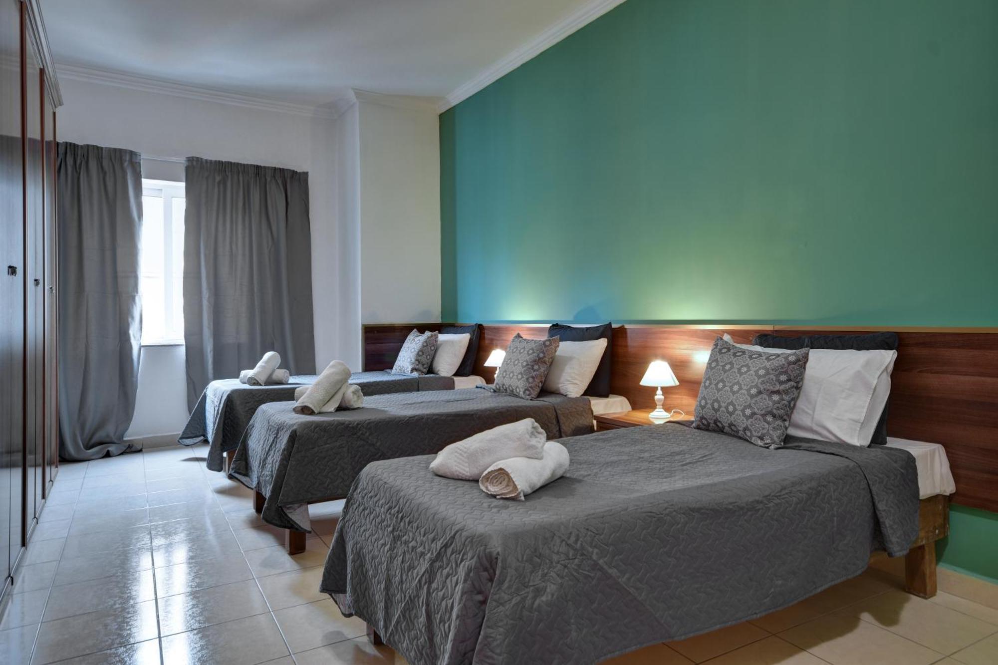 Morina Court - Seaview Apartments And Penthouse In St Julians By Shortletsmalta Saint Julian's Ngoại thất bức ảnh