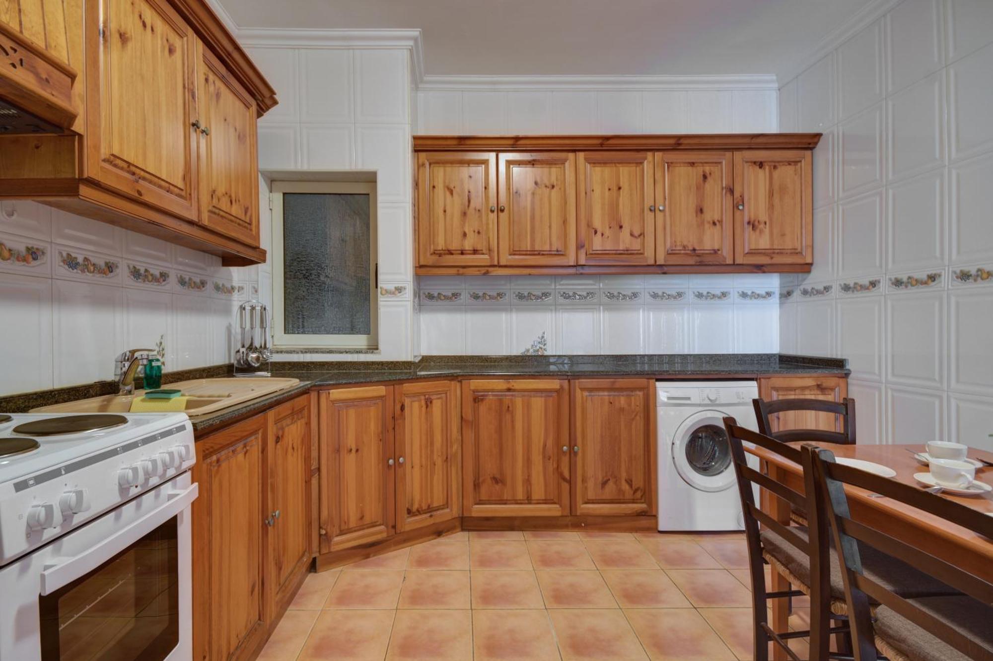 Morina Court - Seaview Apartments And Penthouse In St Julians By Shortletsmalta Saint Julian's Ngoại thất bức ảnh